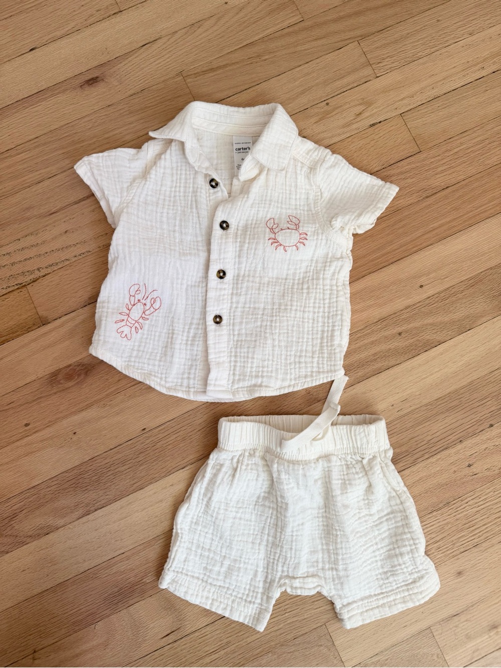 CARTER’s Baby Two-Piece Gauze Shirt & Shorts Set with Red Crab Embroidery